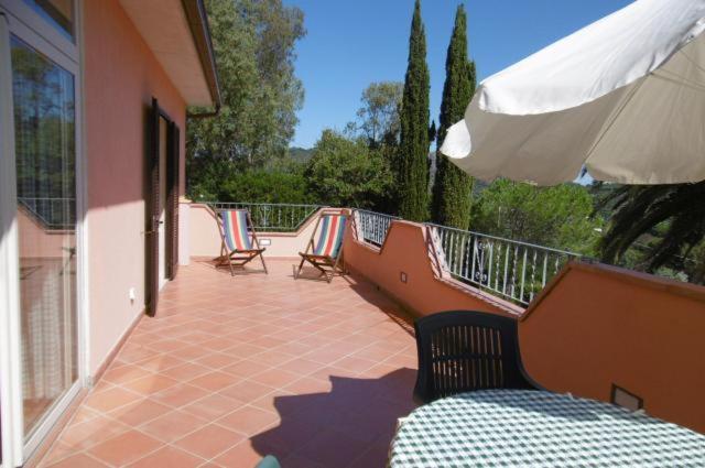 Villa Vanna Trilo -Quadrilocale Capoliveri  Buitenkant foto