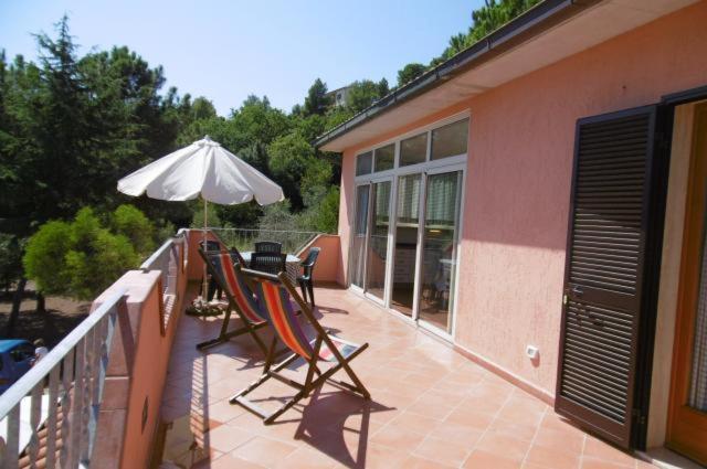 Villa Vanna Trilo -Quadrilocale Capoliveri  Buitenkant foto